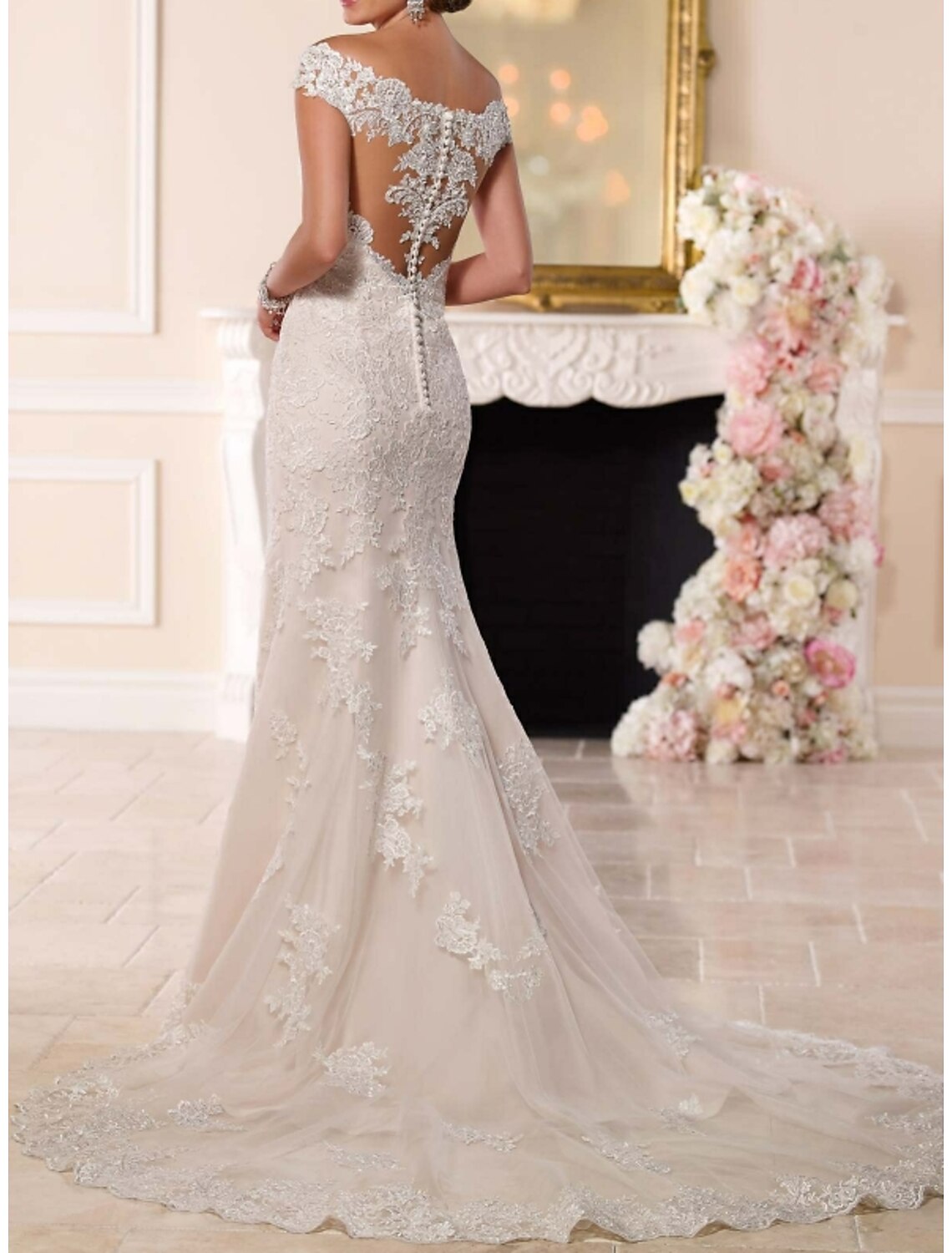 Engagement Formal Wedding Dresses Mermaid / Trumpet V Neck Cap Sleeve Court Train Lace Bridal Gowns With Buttons Appliques