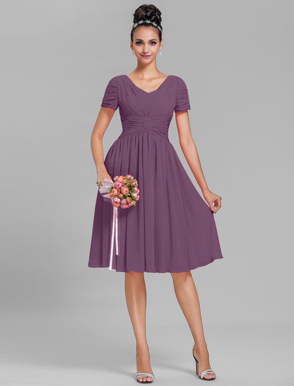 Sheath / Column Bridesmaid Dress V Neck Short Sleeve Vintage Inspired Knee Length Chiffon with Ruched / Draping