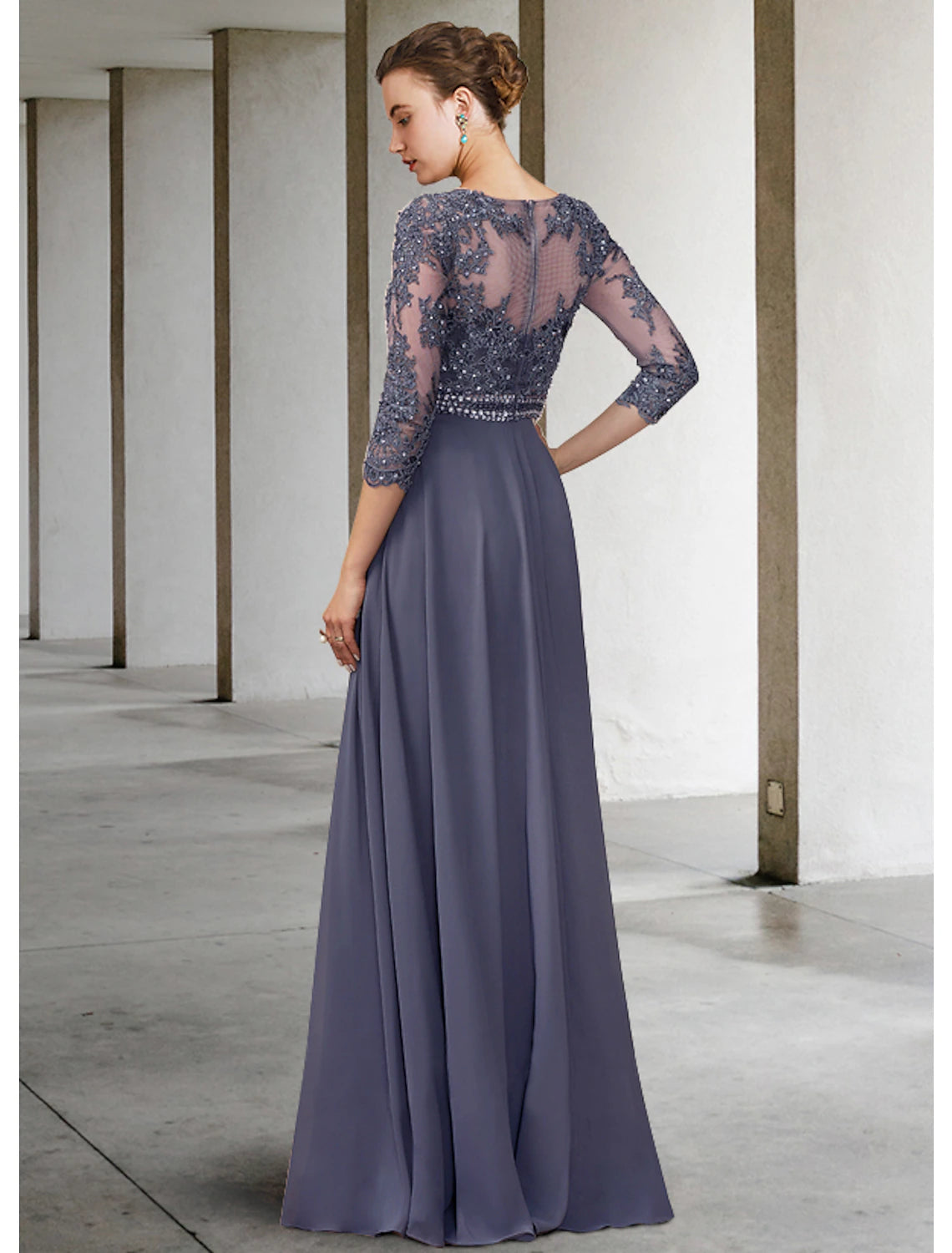 A-Line Mother of the Bride Dress Elegant Jewel Neck Floor Length Chiffon Lace 3/4 Length Sleeve with Pleats Appliques