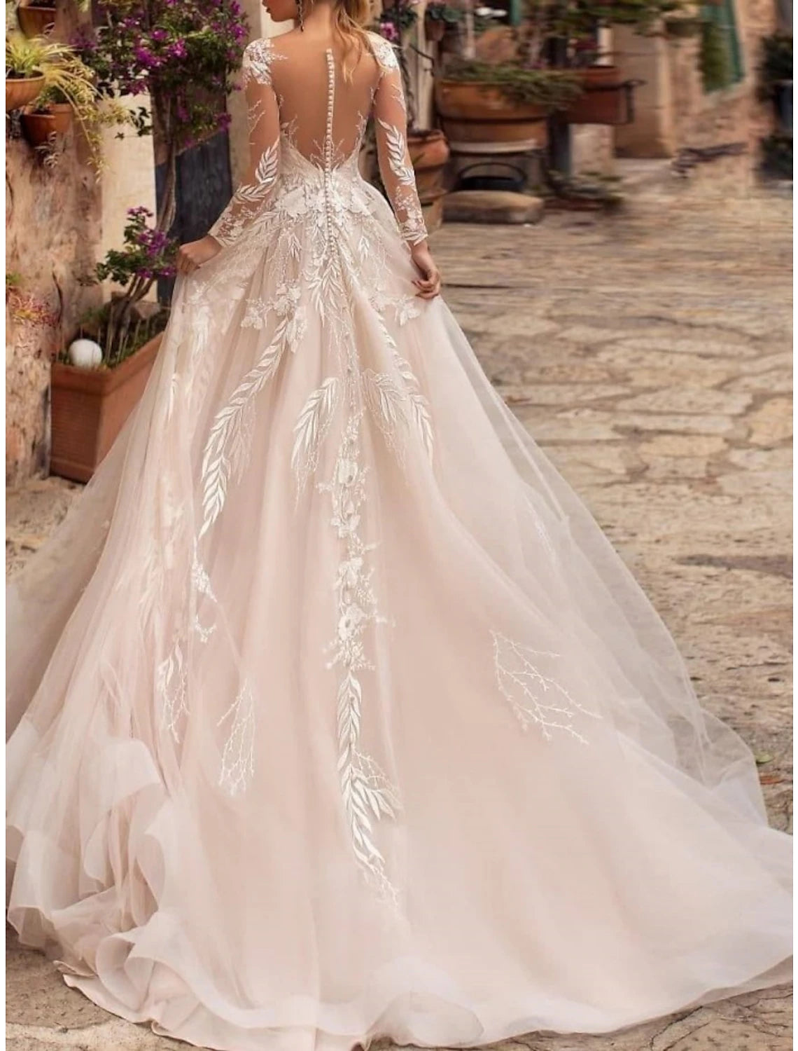 Formal Wedding Dresses A-Line V Neck Long Sleeve Court Train Tulle Bridal Gowns With Pleats Appliques