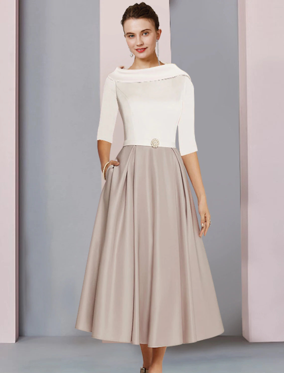 A-Line Mother of the Bride Dress Wedding Guest Elegant Scoop Neck Tea Length Satin Half Sleeve with Pleats Crystal Brooch