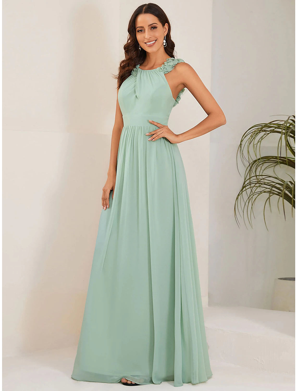 A-Line Wedding Guest Dresses Open Back Dress Formal Black Tie Floor Length Sleeveless Jewel Neck Bridesmaid Dress Chiffon with Pleats Shouder Flower