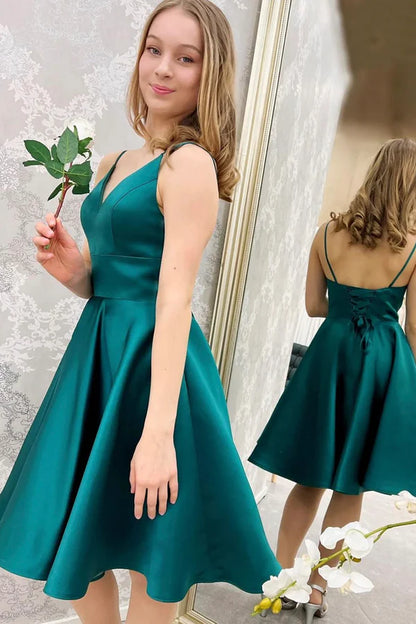 Cute Satin Short Prom Dress Green V-Neck Party Dress Green Homecoming Dress