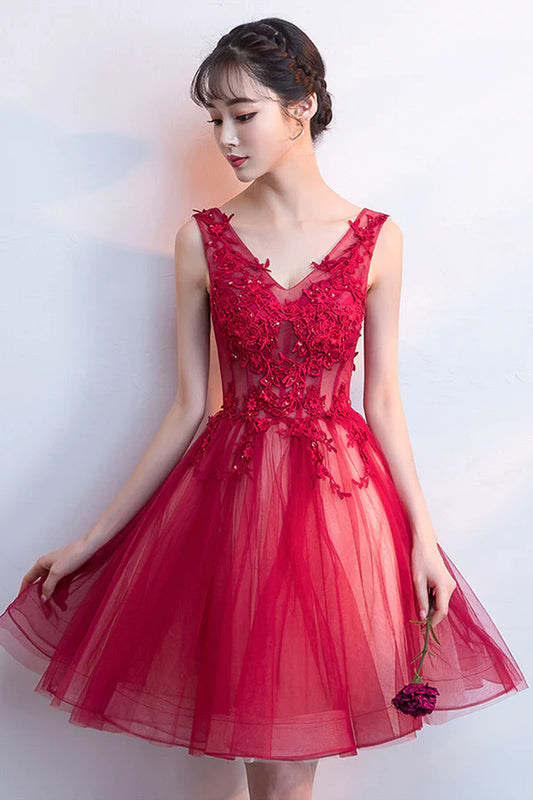 Red V-Neck Lace Short Prom Dress Cute A-Line Homecoming Party Dress