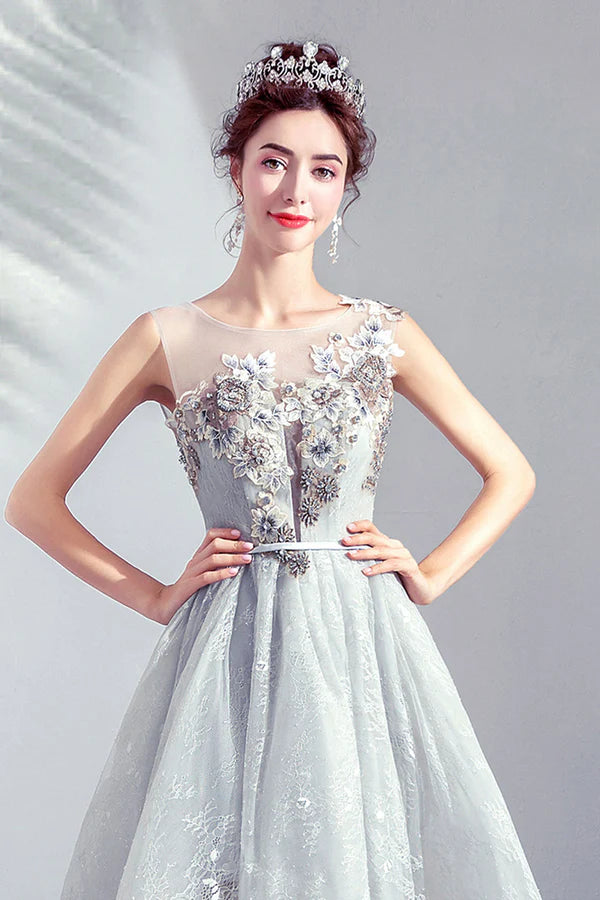 Gray Lace Short A-Line Prom Dress Cute Scoop Homecoming Party Dress