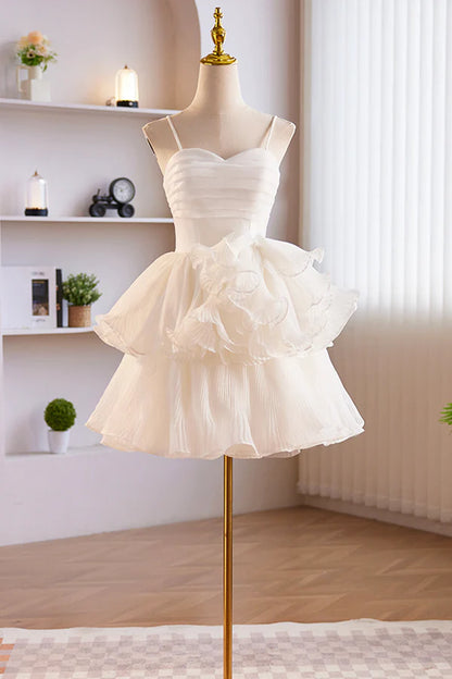 White Spaghetti Strap Tulle Short Prom Dress White A-Line Homecoming Dress