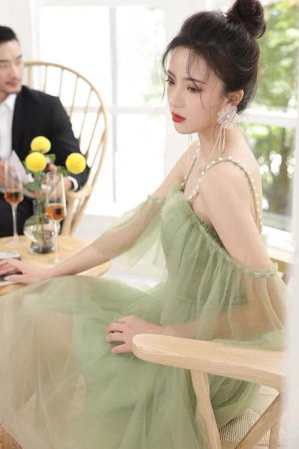 Green Spaghetti Strap Tulle Short Prom Dress Green A-Line Homecoming Dress