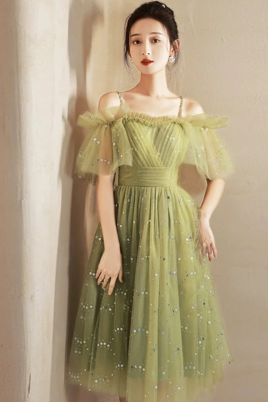 Green Spaghetti Strap Tulle Short Prom Dress Charming Knee Length A-Line Party Dress