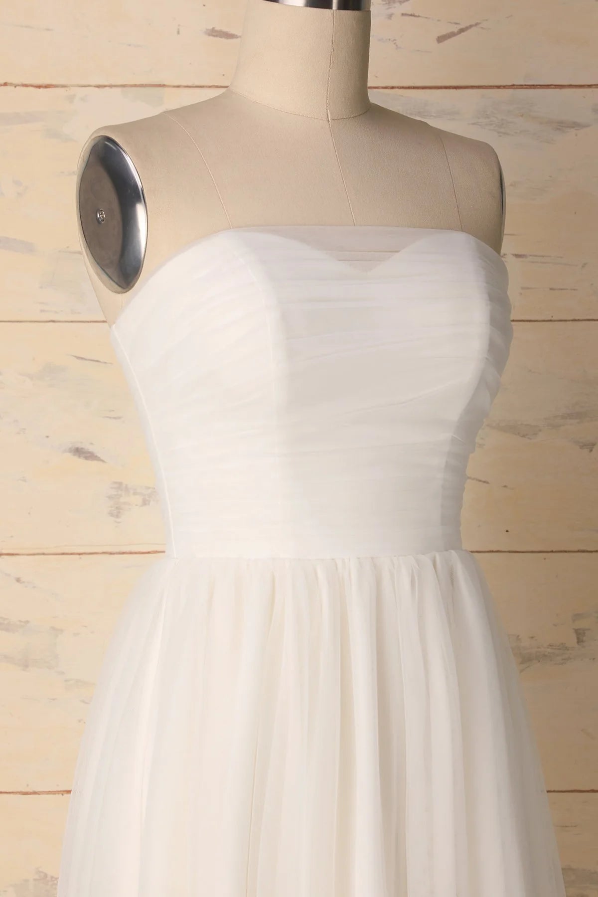 White Dotted Mesh Strapless Midi Dress A-Line Short Sweetheart Chiffon Dress With Zipper Back