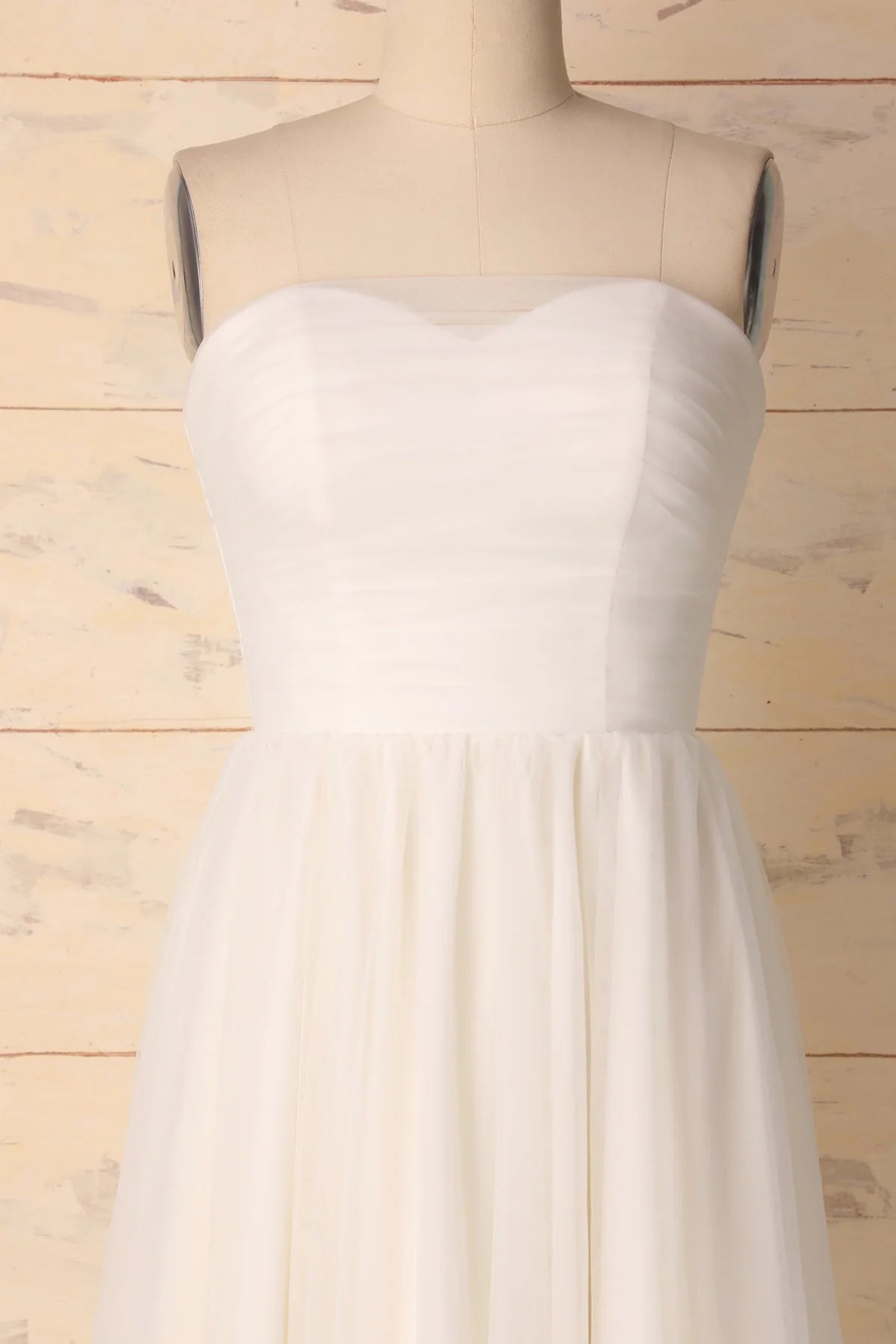 White Dotted Mesh Strapless Midi Dress A-Line Short Sweetheart Chiffon Dress With Zipper Back