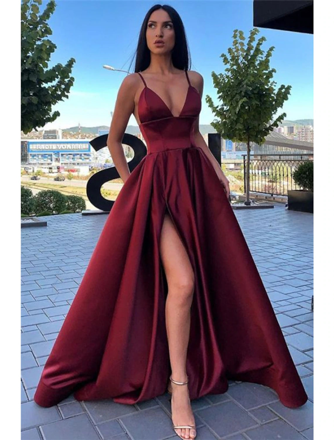 A-Line Black Prom Dress High Split Evening Dress Formal Birthday Summer Dress Spaghetti Strap Sleeveless Sweep / Brush Train Satin with Pleats