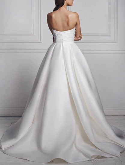 Hall Casual Wedding Dresses A-Line Sweetheart Strapless Sweep / Brush Train Satin Bridal Gowns With