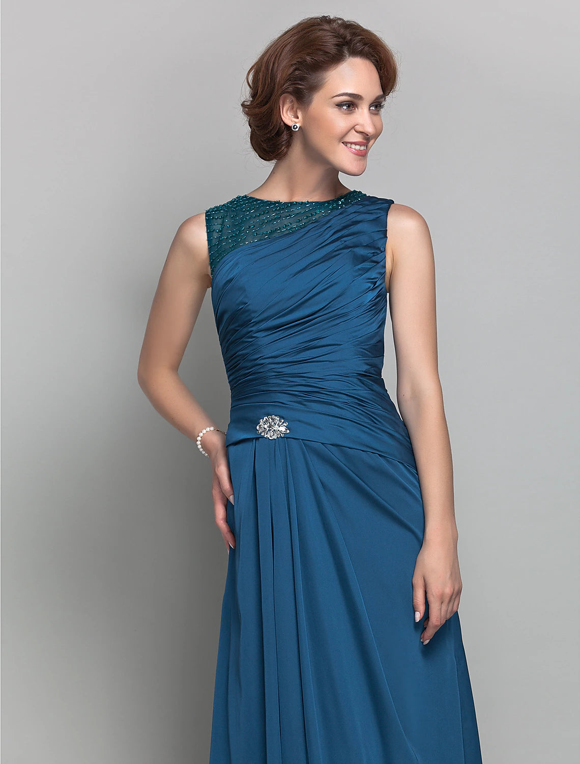 Sheath / Column Mother of the Bride Dress Vintage Inspired Jewel Neck Floor Length Satin Chiffon Sleeveless with Beading